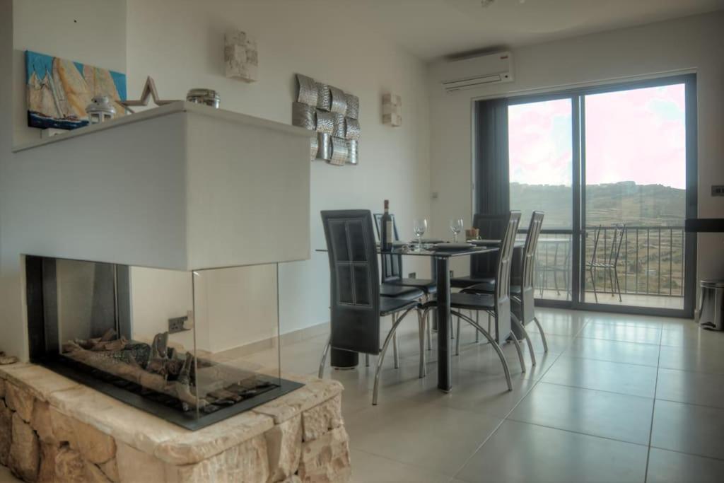Seahorse Penthouse Apartment *